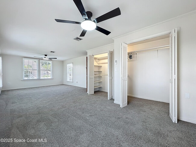 Building Photo - 2811 Indian River Dr