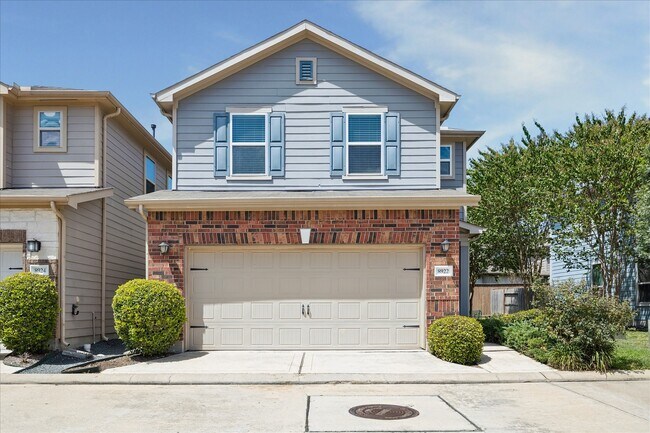 Primary Photo - 8922 Hollister Commons Ln