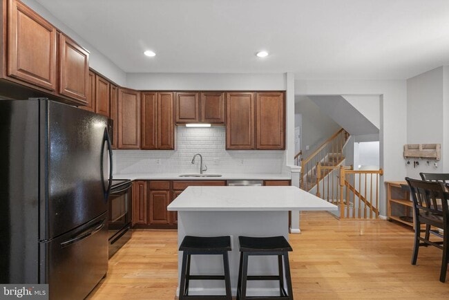 Building Photo - 6505 Parish Glebe Ln