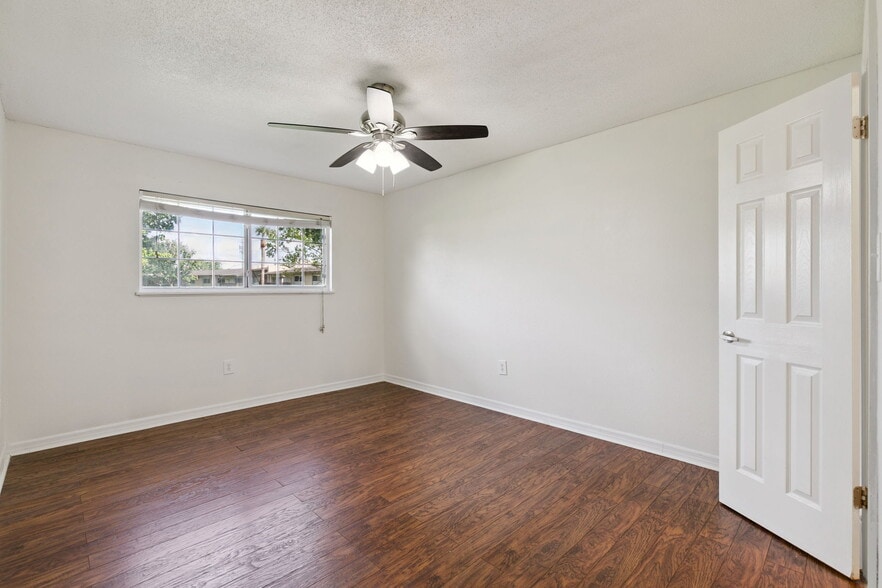 Building Photo - 1695 Lee Rd