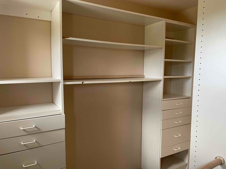 Building Photo - 4 Old Agua Fria Rd E