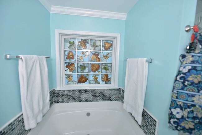 Building Photo - STATELY CUSTOM HOME IN EAGLE HARBOR, ISLE OF WIGHT/CARROLLTON VA!!