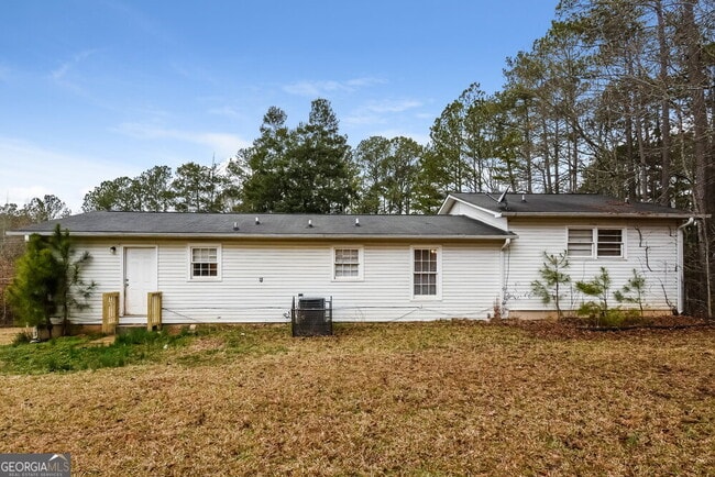Building Photo - 3996 King Dr