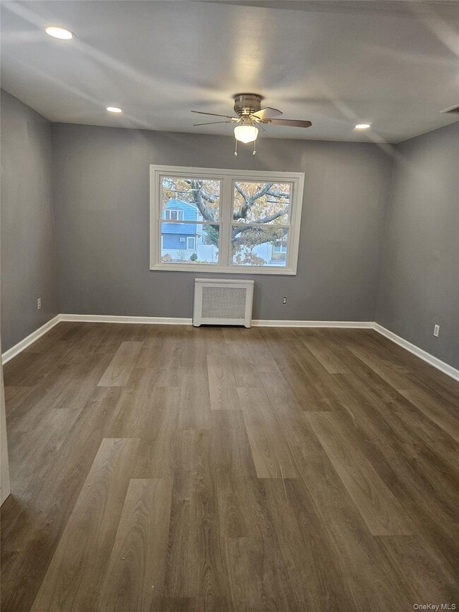 Building Photo - 740 Dogwood Ave