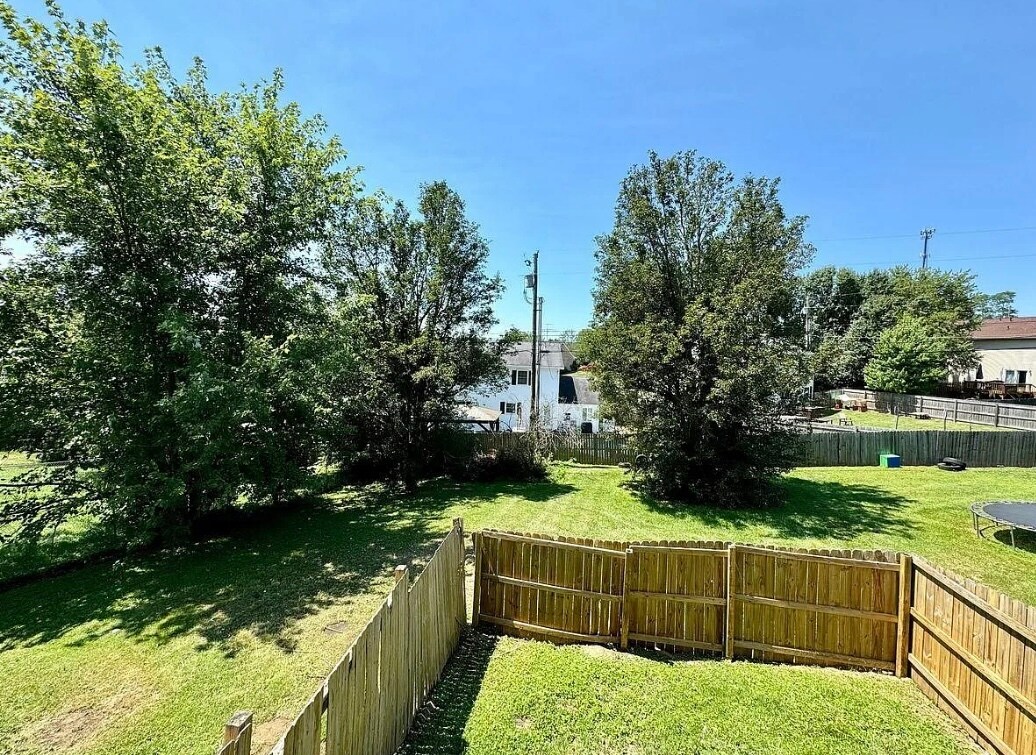 Building Photo - 206 S Keeneland Dr
