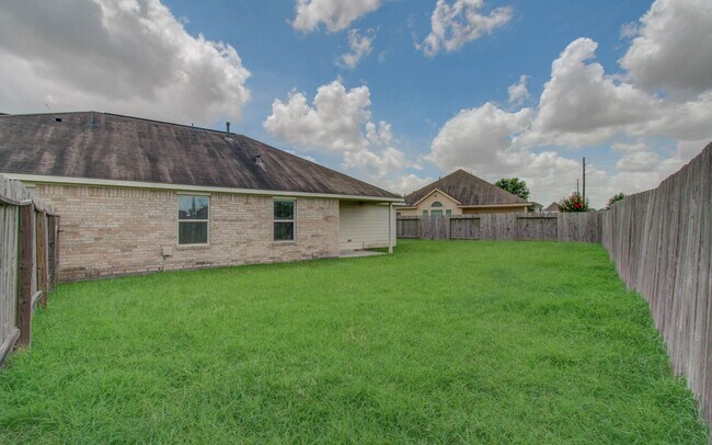 Building Photo - 23023 Black Mountain Ash Ct