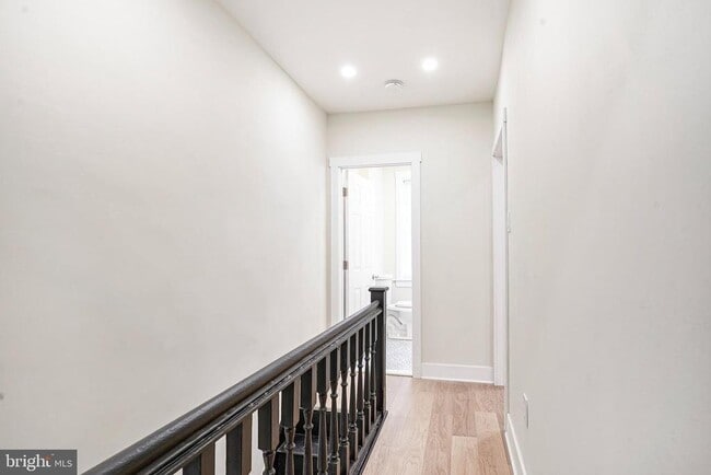 Building Photo - 3040 N Water St