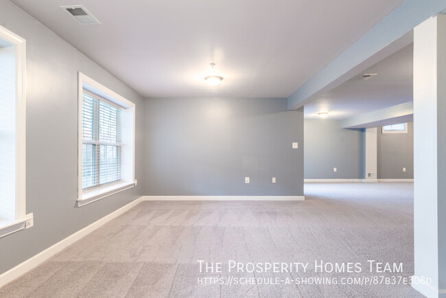 Building Photo - Spacious Modern Living in Upper Marlboro!