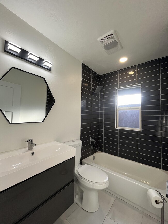Building Photo - 408 E 1300 S