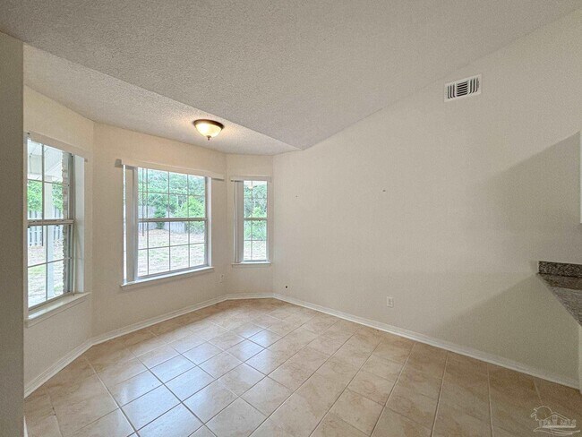 Building Photo - 9639 Westgate Cir