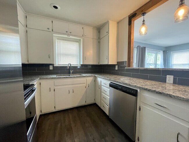 Building Photo - 4205 41st St