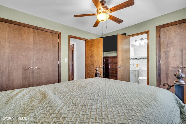 Building Photo - 65 Grand Central Ave