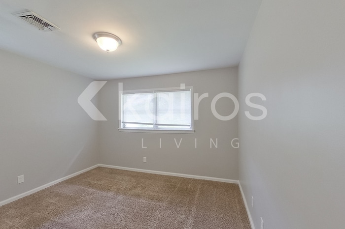 Building Photo - 3806 Marie Cook Dr
