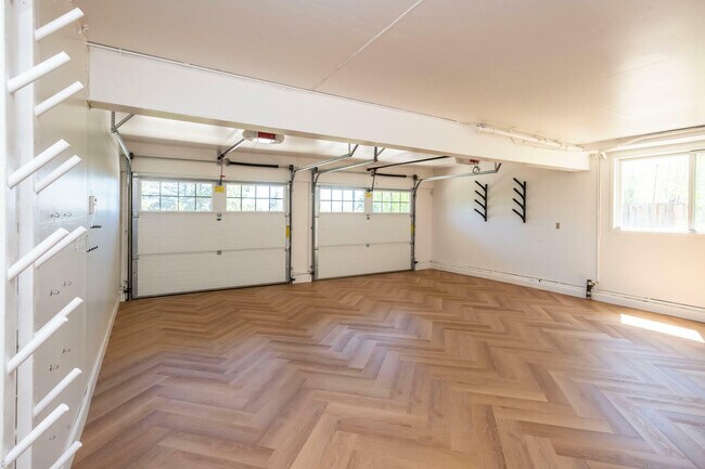 Building Photo - 920 Stagi Ct