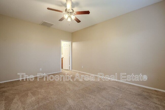 Building Photo - 29189 N Shannon Dr