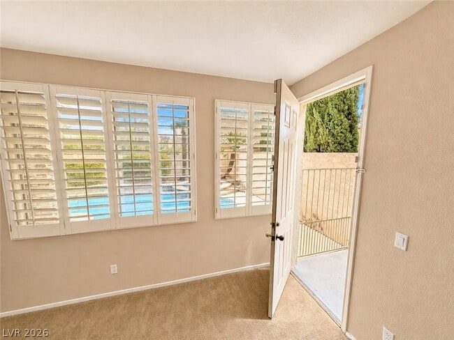 Building Photo - 1108 Ventura Hills St