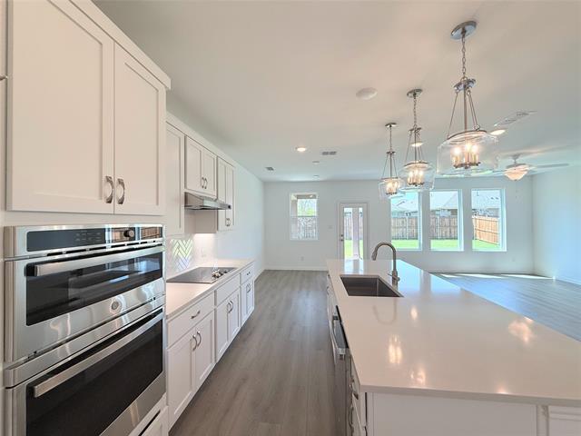 Building Photo - 713 Roanoke Dr