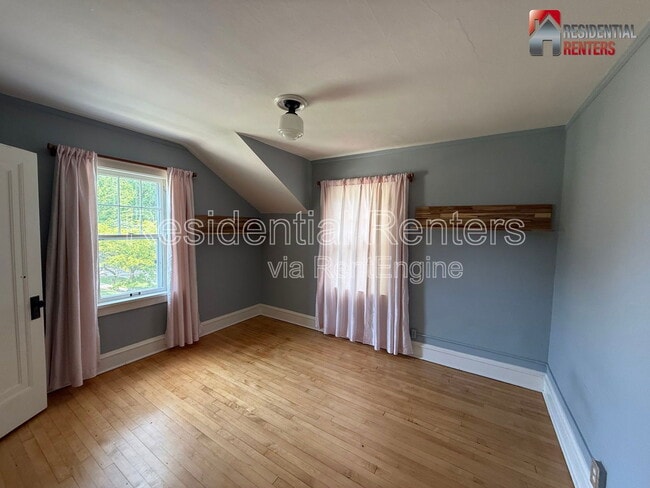 Building Photo - 2185 N 70th St