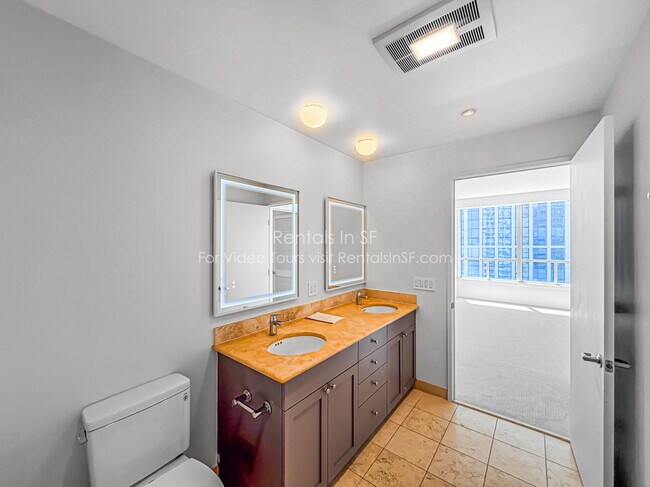 Building Photo - 400 Beale