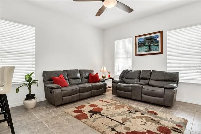 Building Photo - 9428 Woodcrane Dr