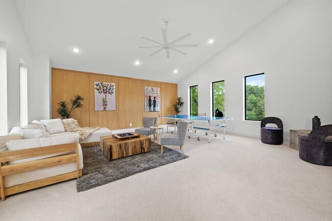 Building Photo - 7518 Stonecliff Dr