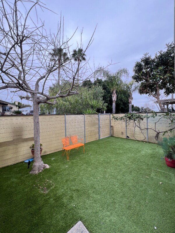 Building Photo - 3066 Nile St