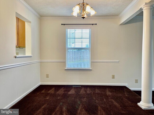 Building Photo - 501 Tolbelt Ct