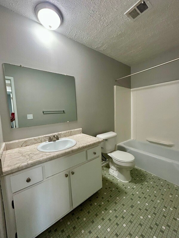 Building Photo - 11335 Old Goddard Rd