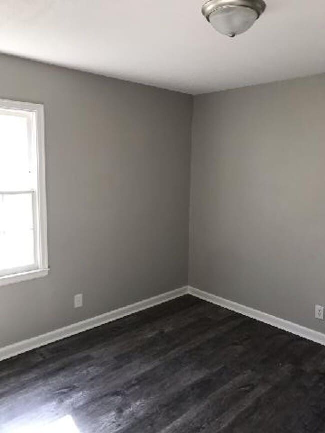 Primary Photo - 3br 1.5 bath, NEWLY RENOVATED! Garage, fen...