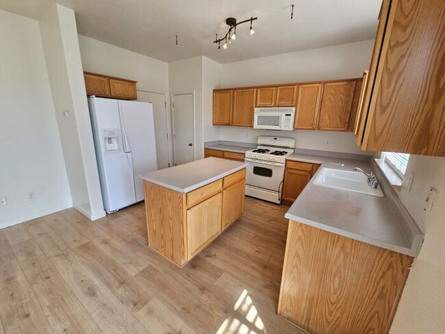 Building Photo - 3 bed 2.5 bath Northwest Reno Home for Rent