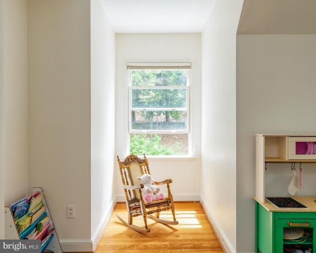 Building Photo - 5108 Macomb St NW