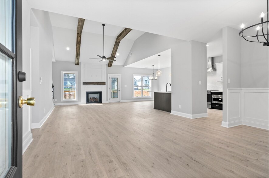 Building Photo - 264 Bluebell Dr