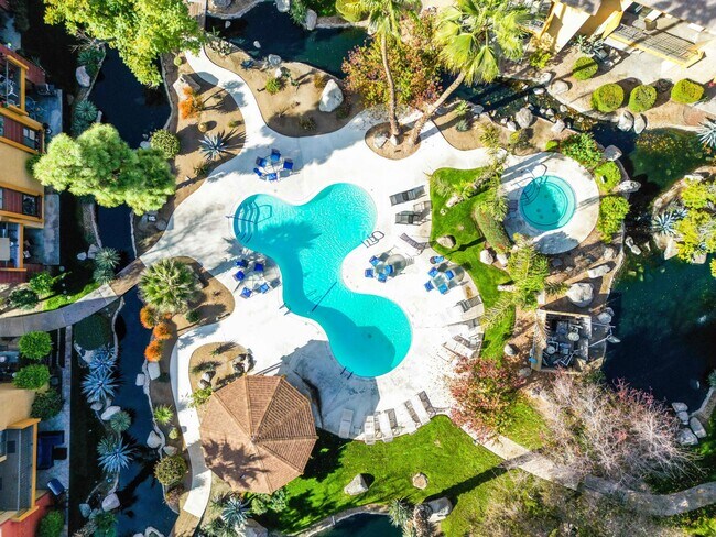 Building Photo - 48255 Monroe St