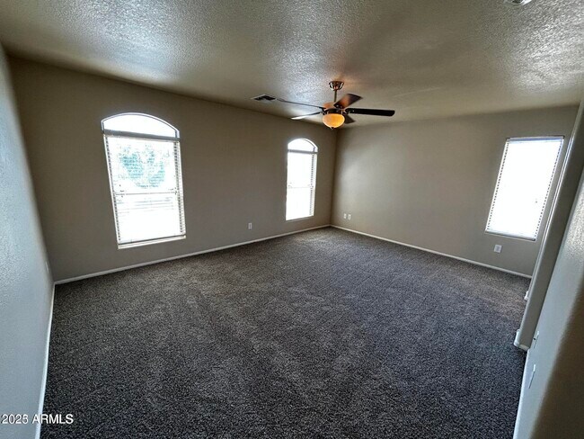 Building Photo - 16712 W Belleview St