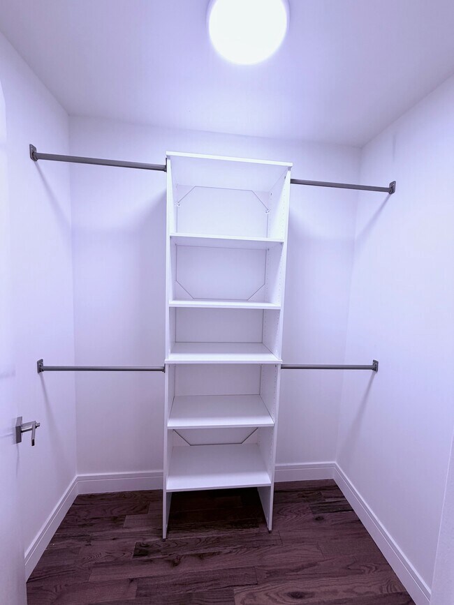 Building Photo - 2741 Odlum Dr