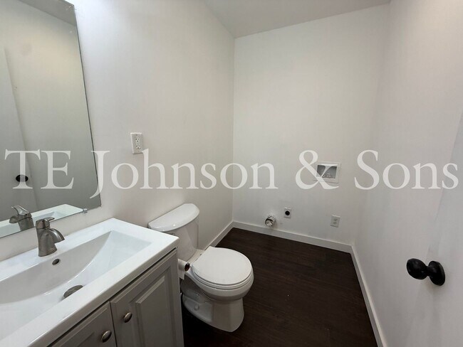 Building Photo - 4309 Walnut Hollow Dr