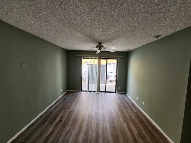 Building Photo - Single Story 4 Bedroom House in Mira Mesa