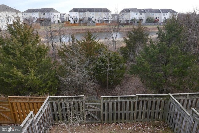 Building Photo - 25152 Sweet Myrtle Square