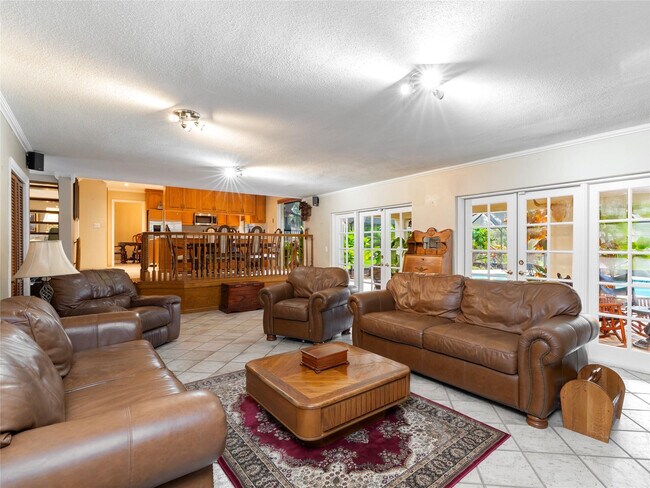 Building Photo - 6556 NW 87th Ave