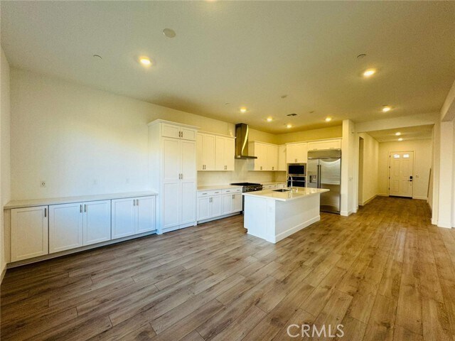 Building Photo - 5042 Brooks Cir
