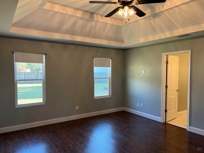 Building Photo - 108 Wilkes Ct
