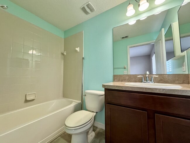 Building Photo - 20421 Needletree Dr