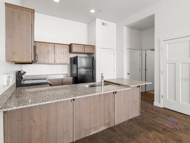 Building Photo - 172 W 1000 S