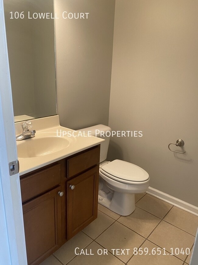 Building Photo - 106 Lowell Ct