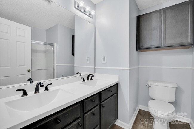 Building Photo - 8041 Christmas Ct