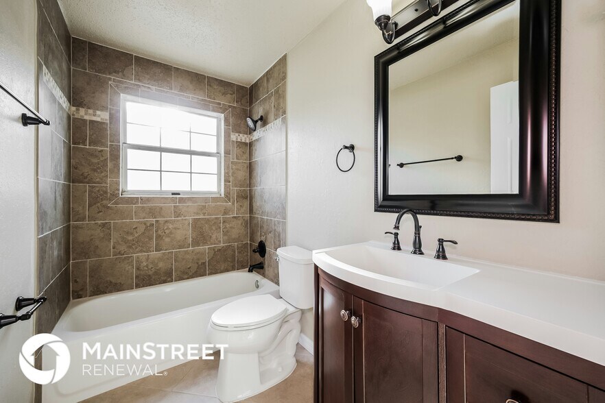 Building Photo - 18663 Van Nuys Cir