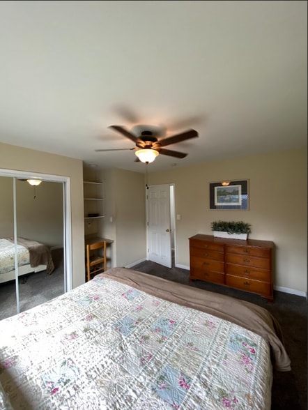 Building Photo - 5383 Woodstock Way