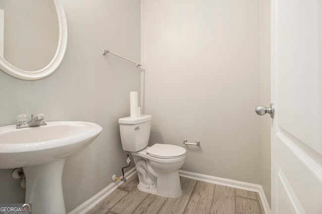 Building Photo - 1509 Bayrose Cir