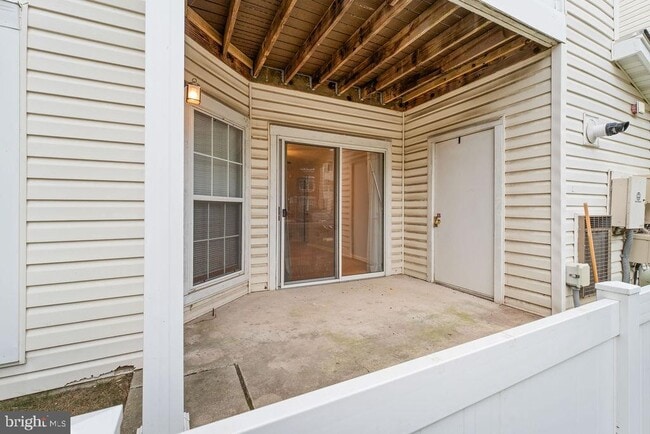 Building Photo - 5930 Millrace Ct