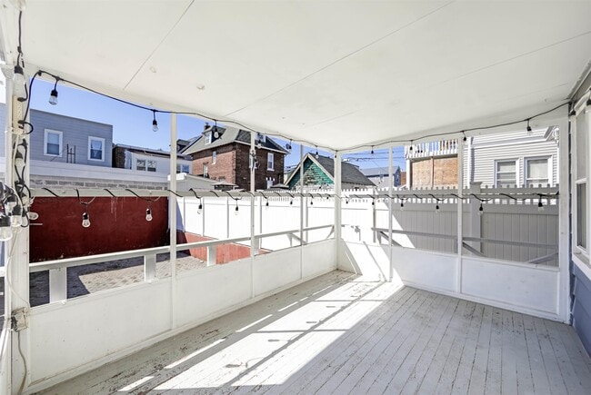 Building Photo - 237 73rd St